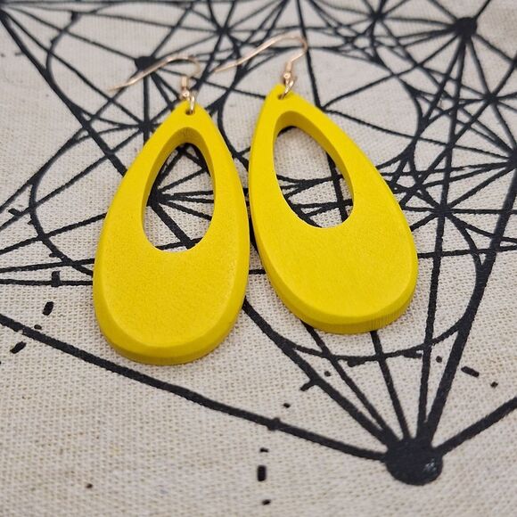 Bright yellow earrings hollow tear drop shape happy jewelry statement piec… - Picture 3 of 4